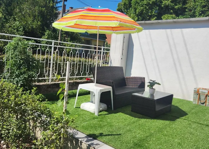 Kis Vitorlas 度假居 Balatonmáriafürdő